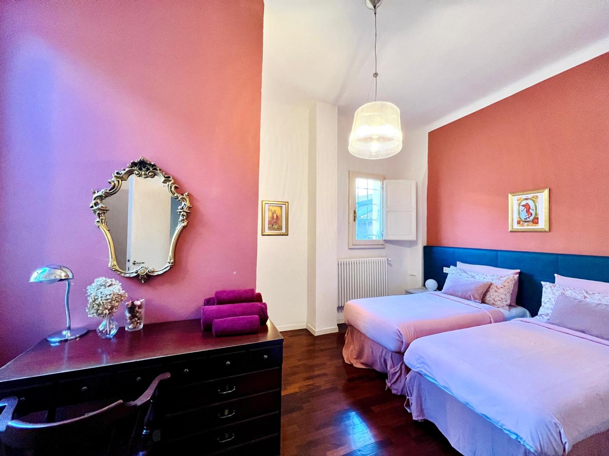 House Of Chariot - In The Heart Of Bologna Apartment Ngoại thất bức ảnh